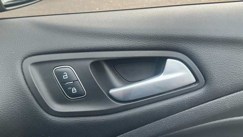 Ford Kuga 2.0 TDCi ST-Line 5dr 2WD Diesel Estate